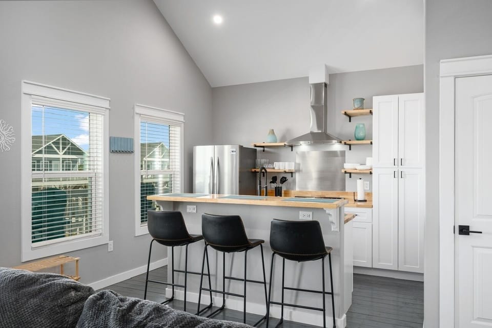 House, 2 Bedrooms | Private kitchen | Coffee/tea maker, fridge, toaster