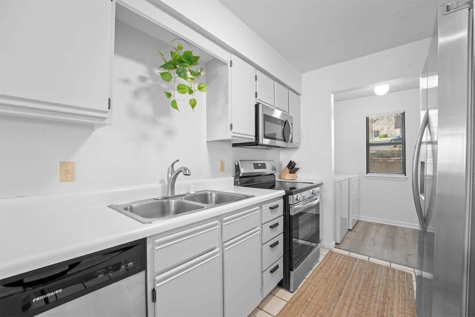 Fully equipped kitchen