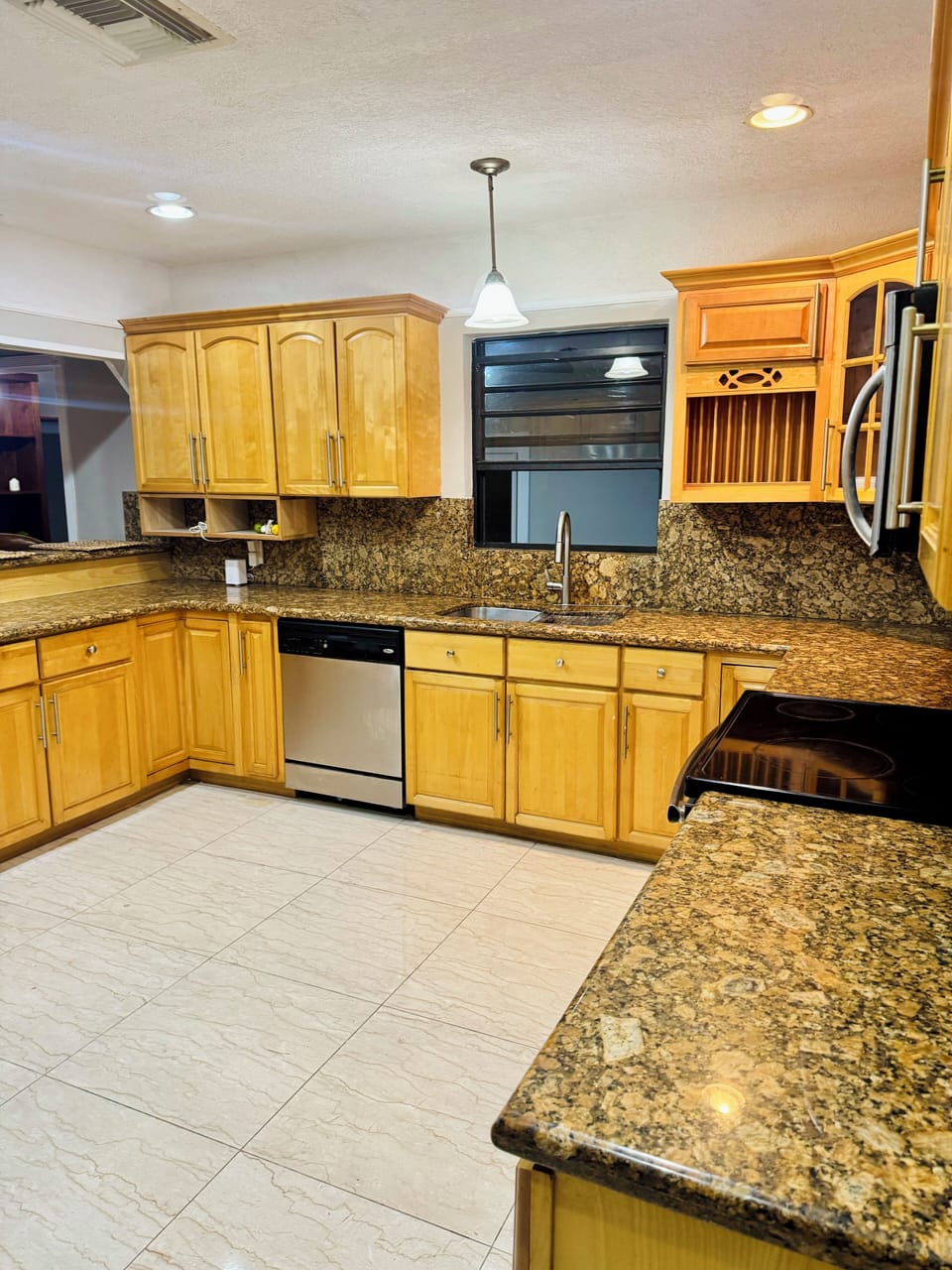Large expansive kitchen.