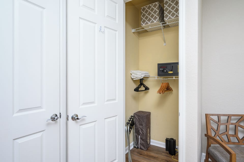 Primary Bedroom Closet