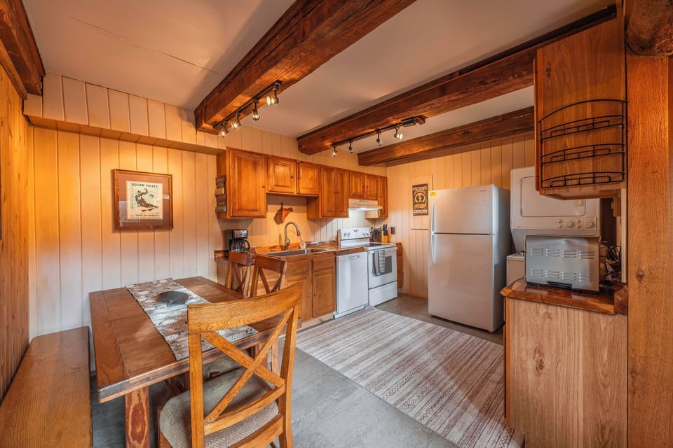 Dining and Kitchen