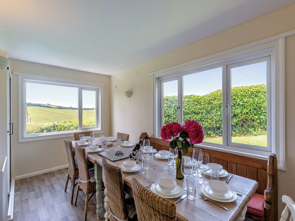 Exterior | Tara, Kingsbridge
