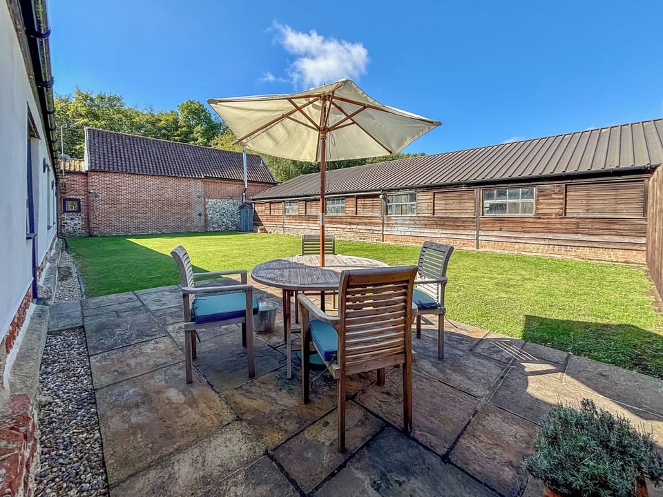 Exterior | The Old Coach House, Little Fransham