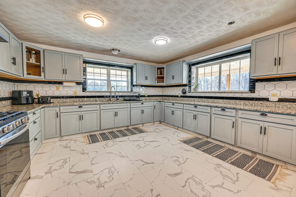 Kitchen | 1st Floor