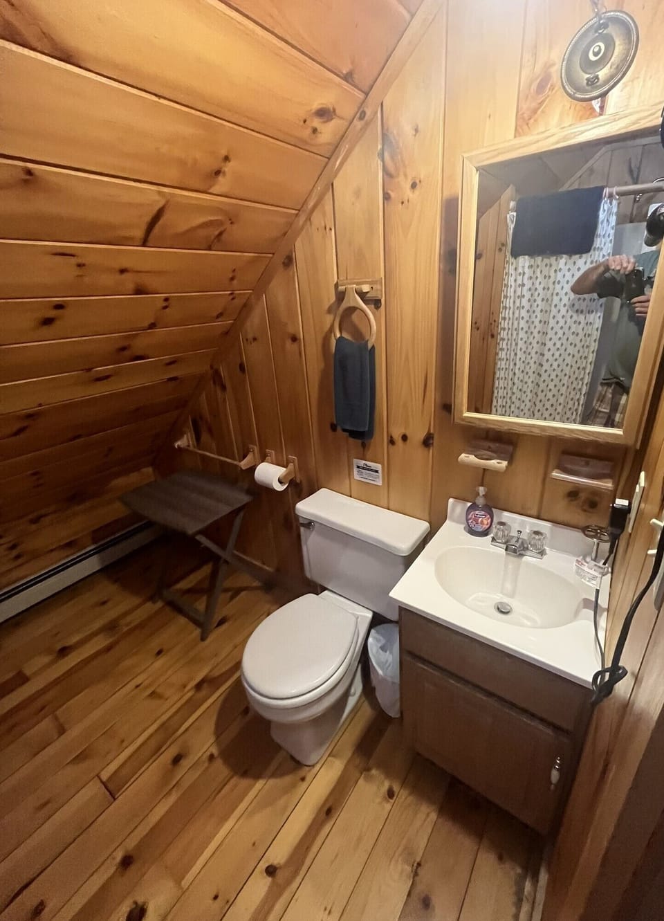 2nd floor bathroom