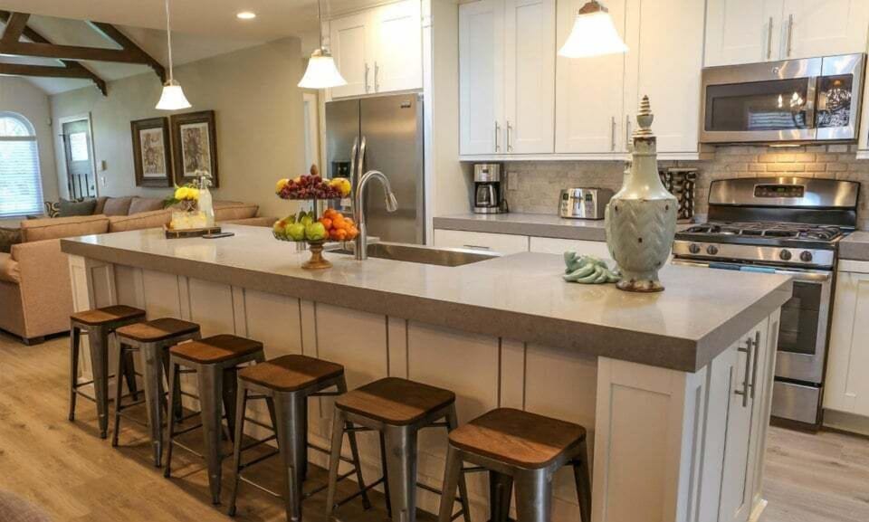 House, Multiple Beds, Pool Access, Pool View (Destination #34) | Private kitchen | Fridge, microwave, oven, stovetop