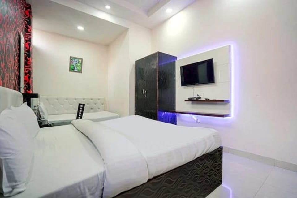 Classic Double Room | Free WiFi