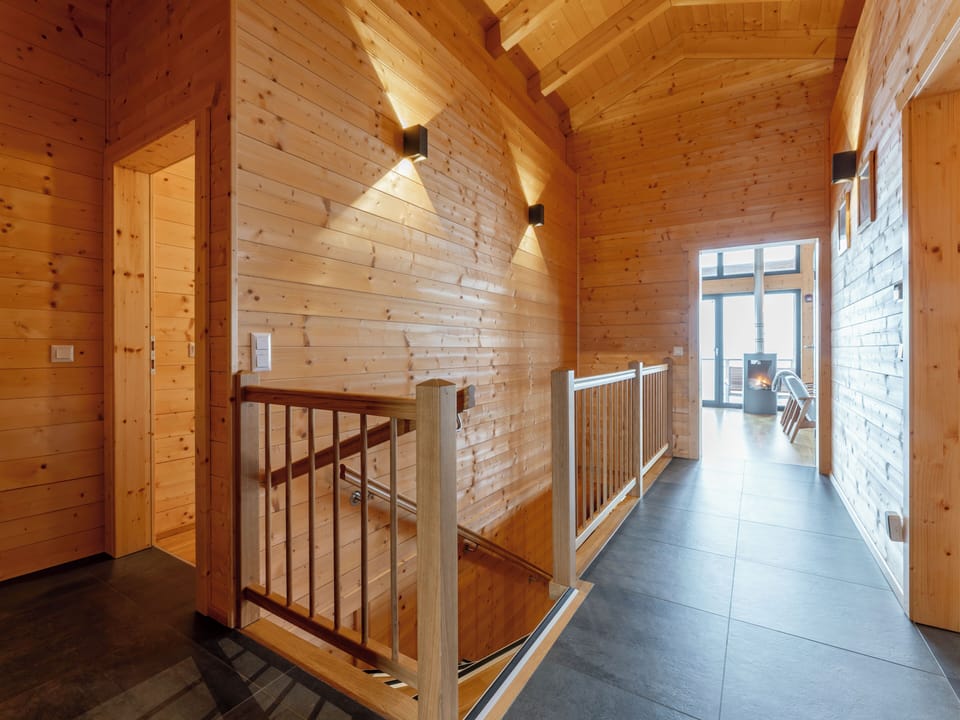 Entrance / Reception