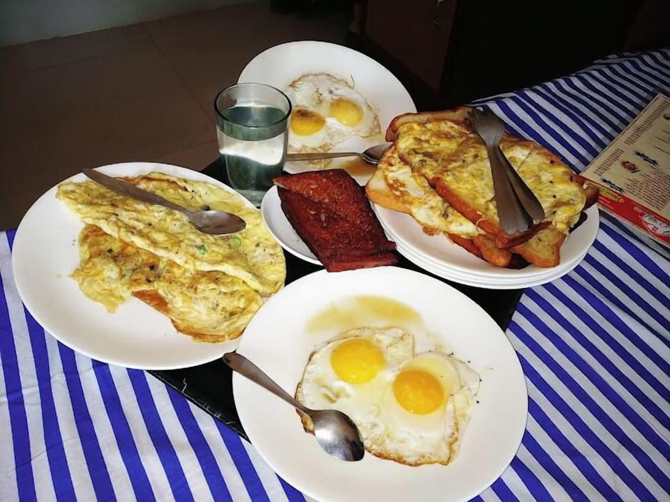 Daily cooked-to-order breakfast for a fee