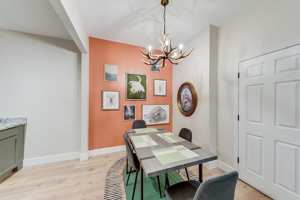 Lower Level Dining area / board game room/kitchenette.