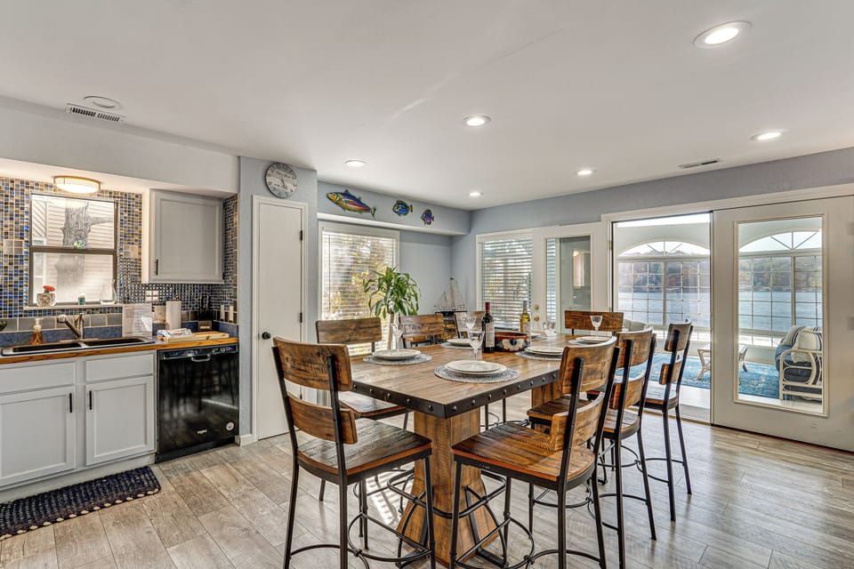 House (2 Bedrooms) | Interior