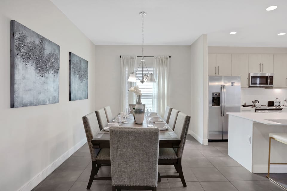 House, 4 Bedrooms | Dining