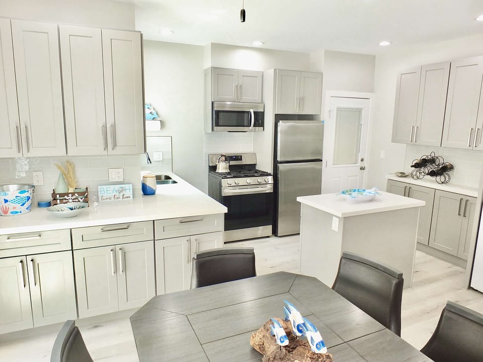 Fully furnished and equipped kitchen