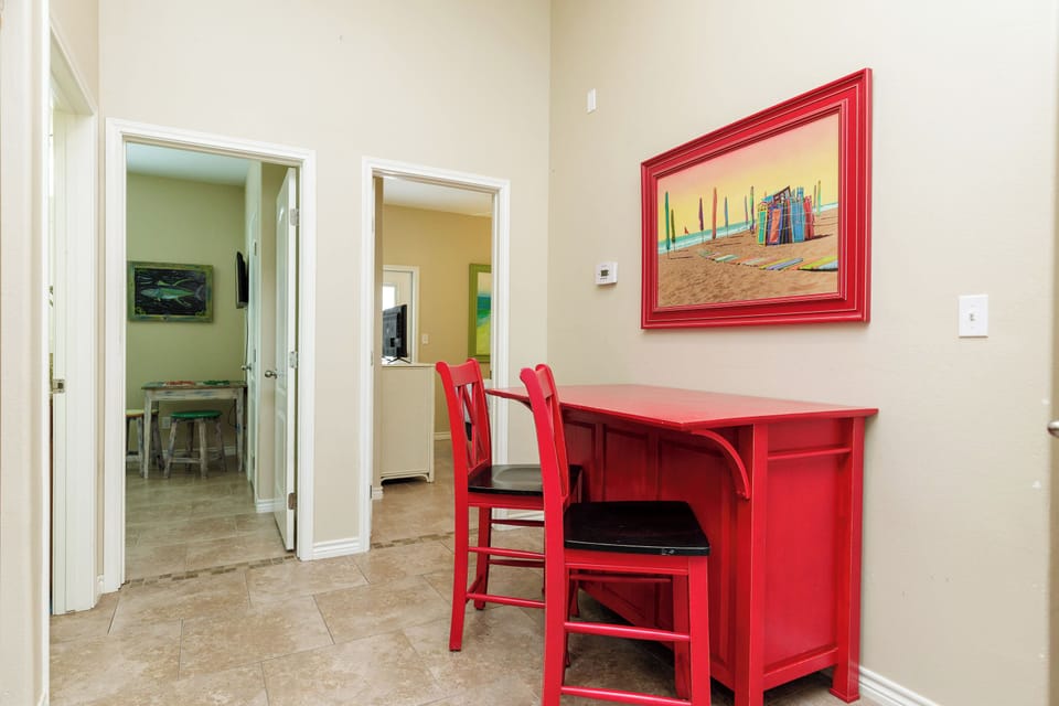 Additional seating area for 2