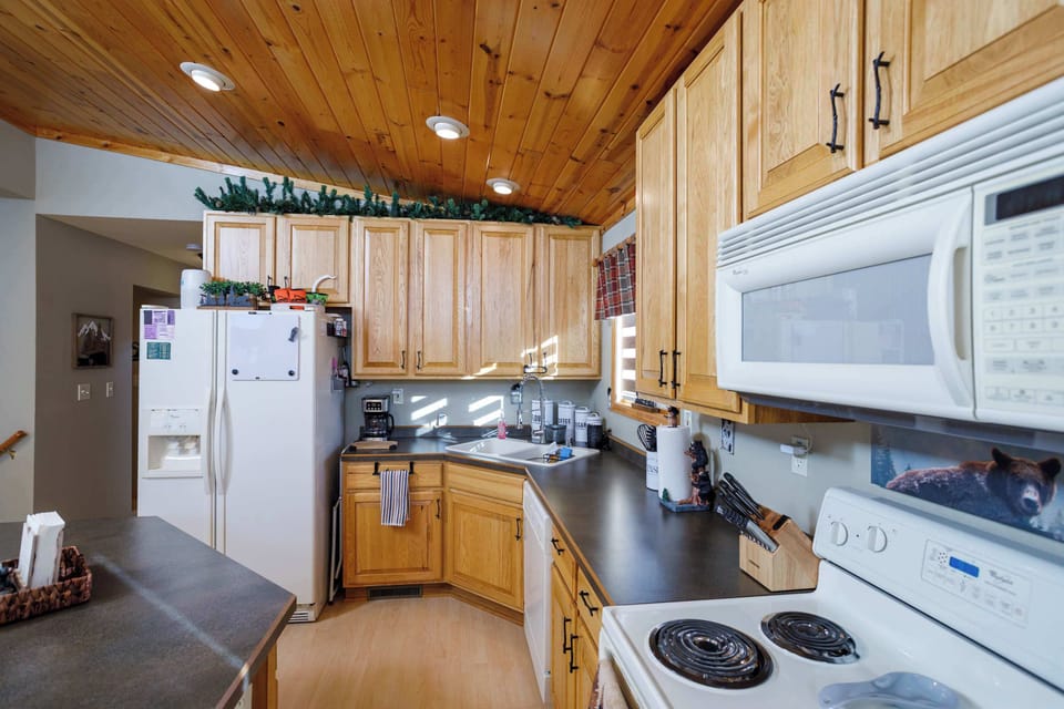 Fully equipped kitchen