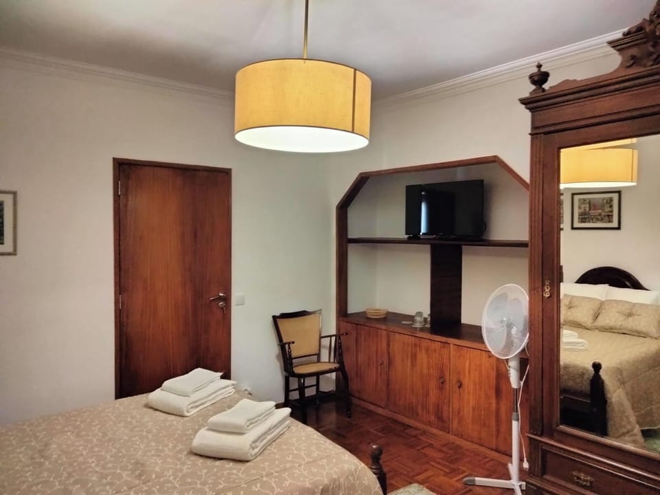 Standard Triple Room, Balcony, Garden View | Free WiFi, bed sheets