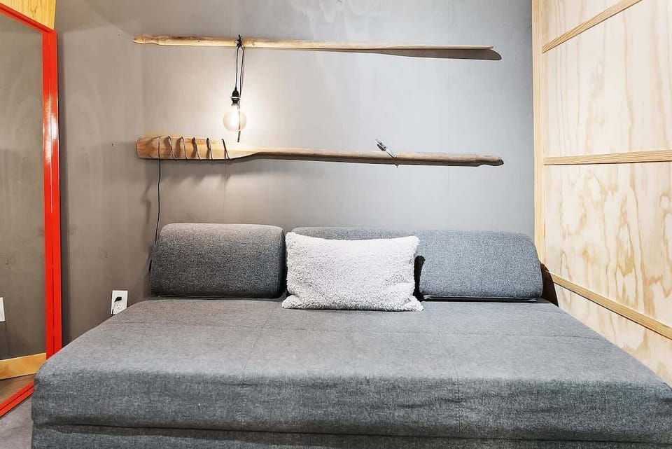 Comfortable Bedroom with Modern Design