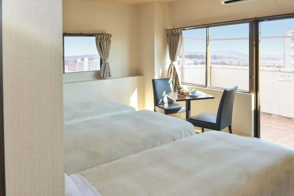 [Renovated]Deluxe Triple Room, Non Smoking | Select Comfort beds, desk, blackout drapes, free WiFi
