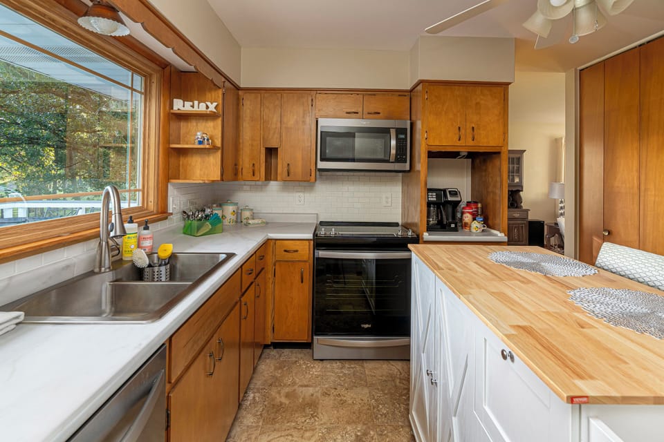 Small but versatile kitchen