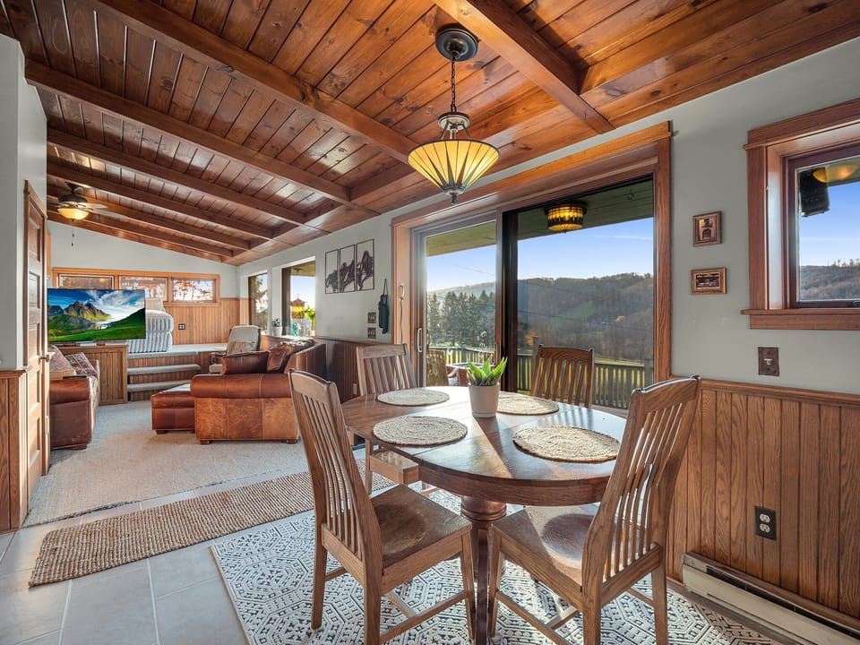 Premium Villa, Mountain View | Living area | 30-inch LCD TV with digital channels
