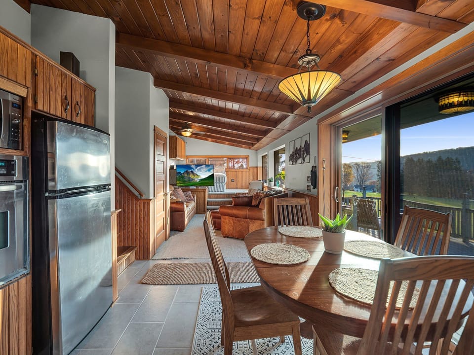 Premium Villa, Mountain View | Private kitchen | Full-size fridge, microwave, oven, stovetop