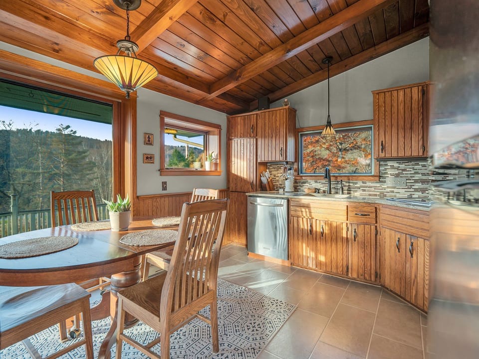 Premium Villa, Mountain View | Private kitchen | Full-size fridge, microwave, oven, stovetop
