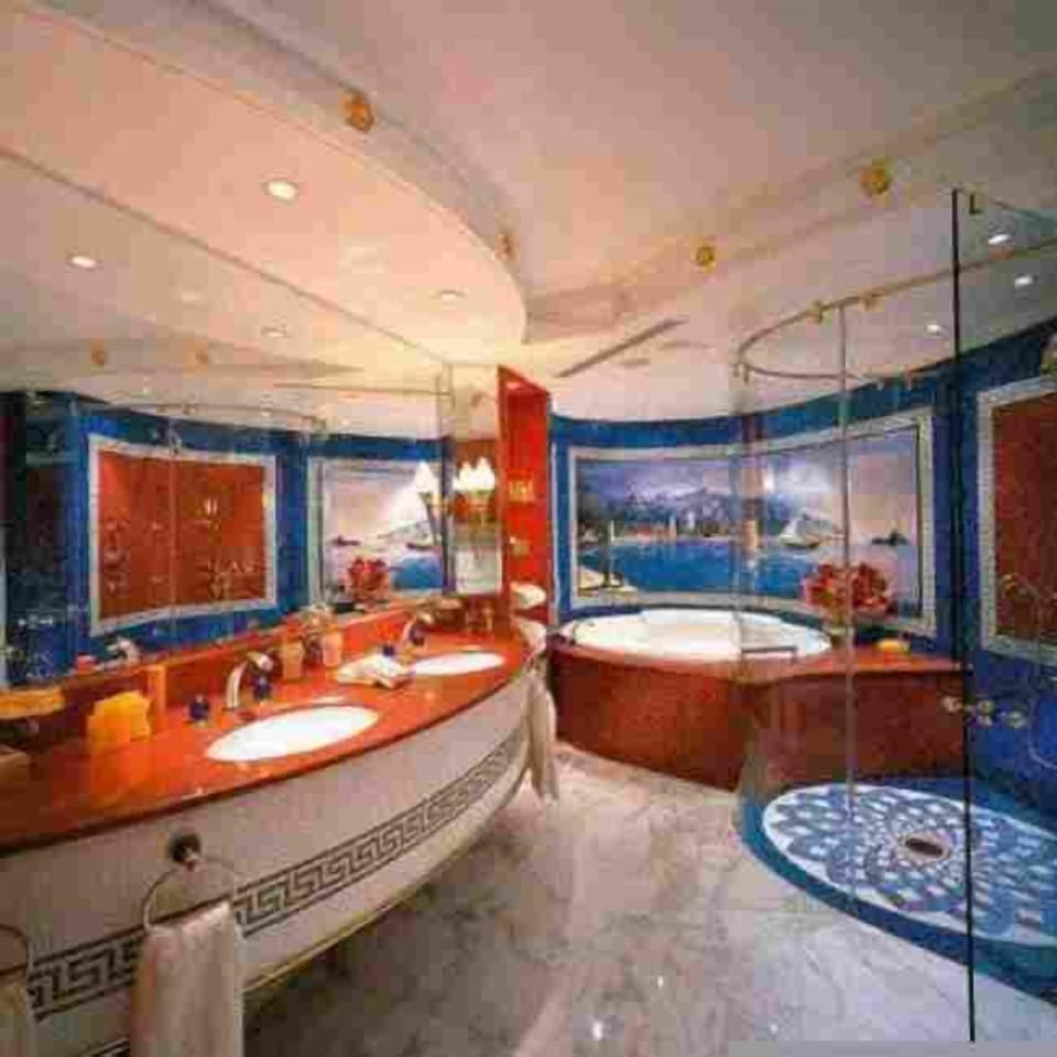 Comfort Double Room, Balcony, Pool View | Bathroom | Free toiletries, hair dryer, soap, shampoo