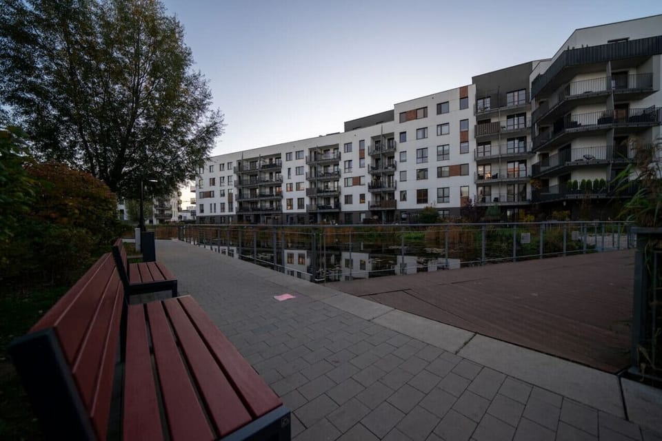 Property Building| Book Now with RENTUJEMY.COM