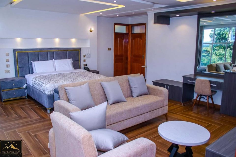 In-room safe, laptop workspace, iron/ironing board, free WiFi