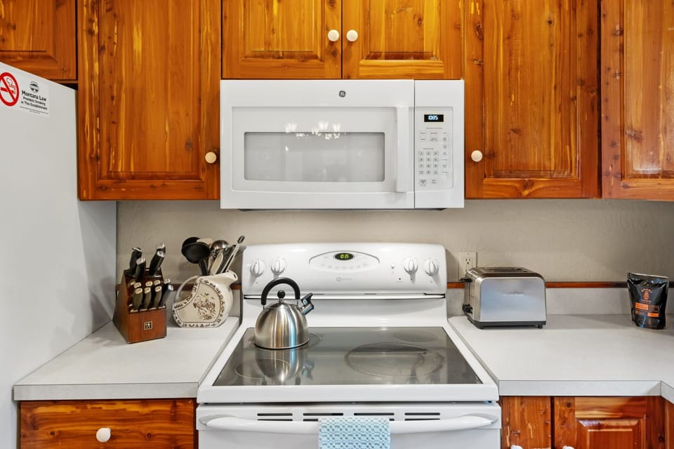 Stove, microwave, toaster and more