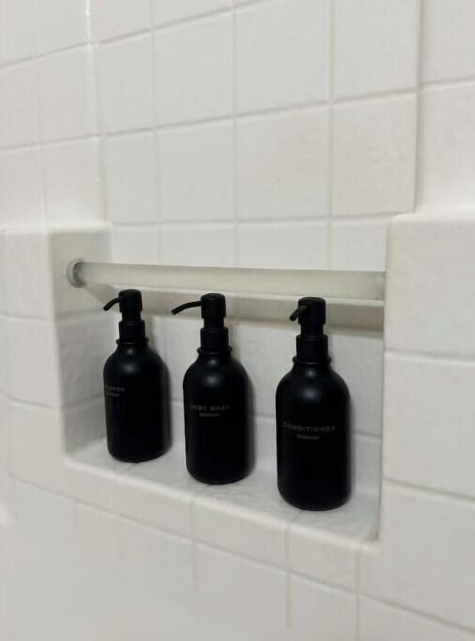 Bathroom amenities