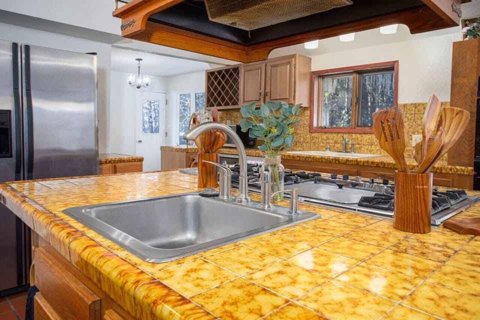 Ample Kitchen