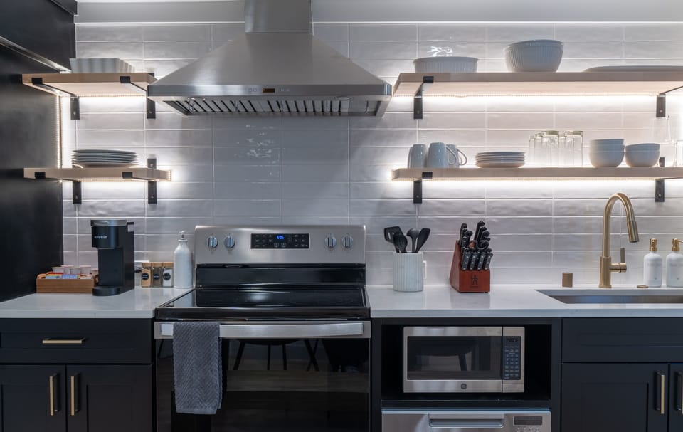 Beautifully designed and fully equipped kitchen for cooking your favorite meals