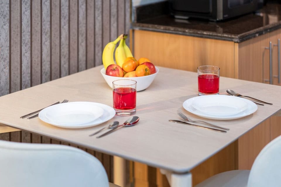 Artistic Escape: Discover captivating decor that sparks conversation and inspiration!