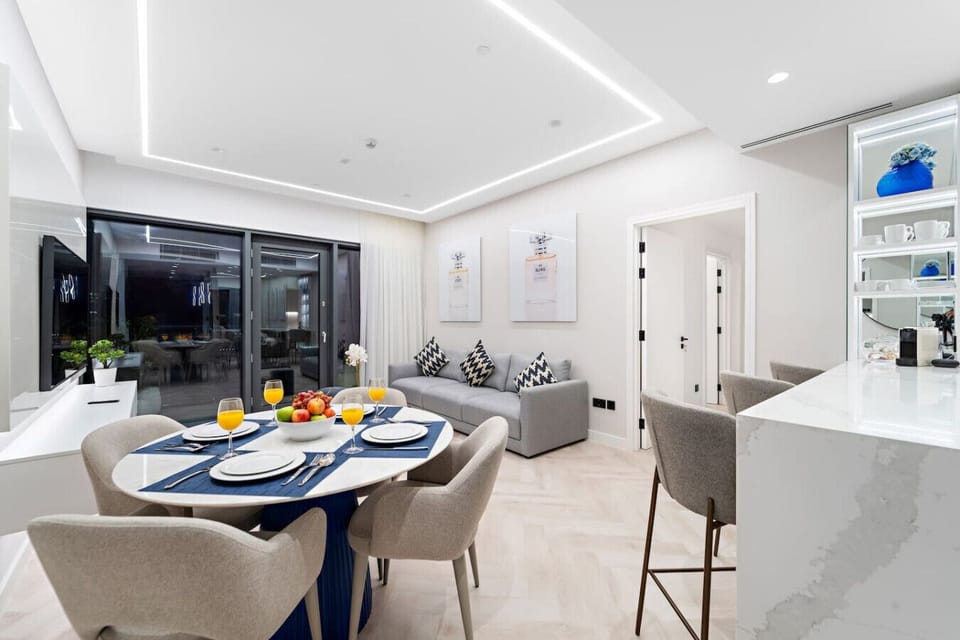 Dining & Living Area: Bright and stylish space perfect for wining and dining with stunning views!