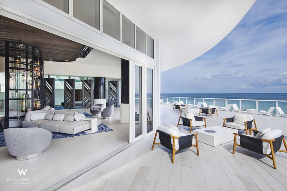Hotel Sitting Area