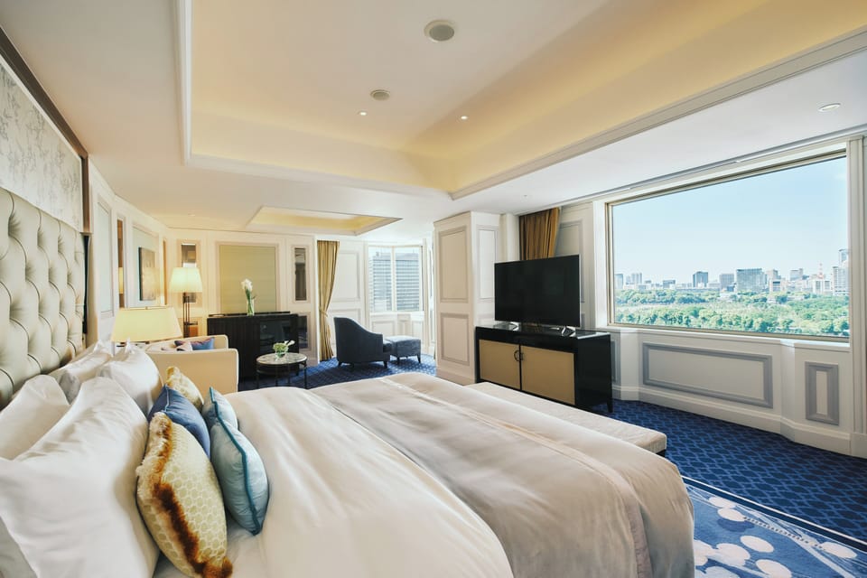 1 bedroom, premium bedding, down comforters, minibar