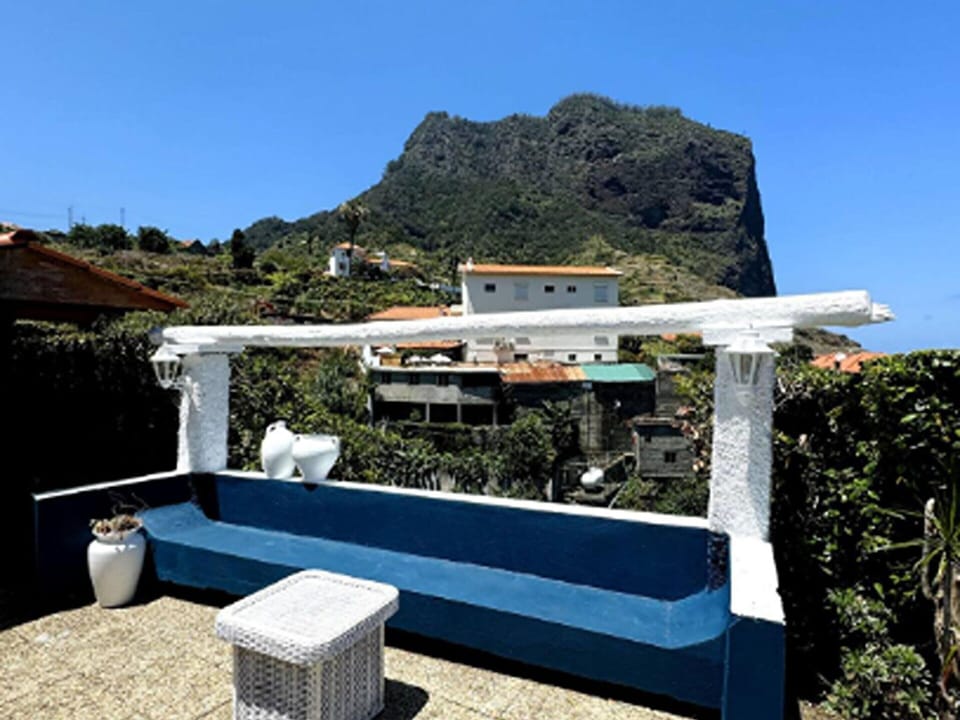 House | Pool