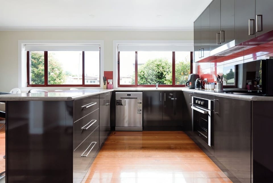 Spacious Gourmet Kitchen