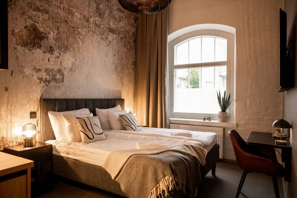 Double Room | Free WiFi
