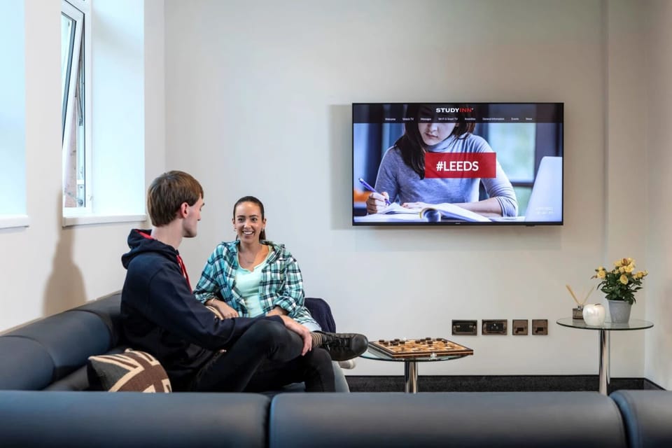 Single Room, Non Smoking | Shared kitchen