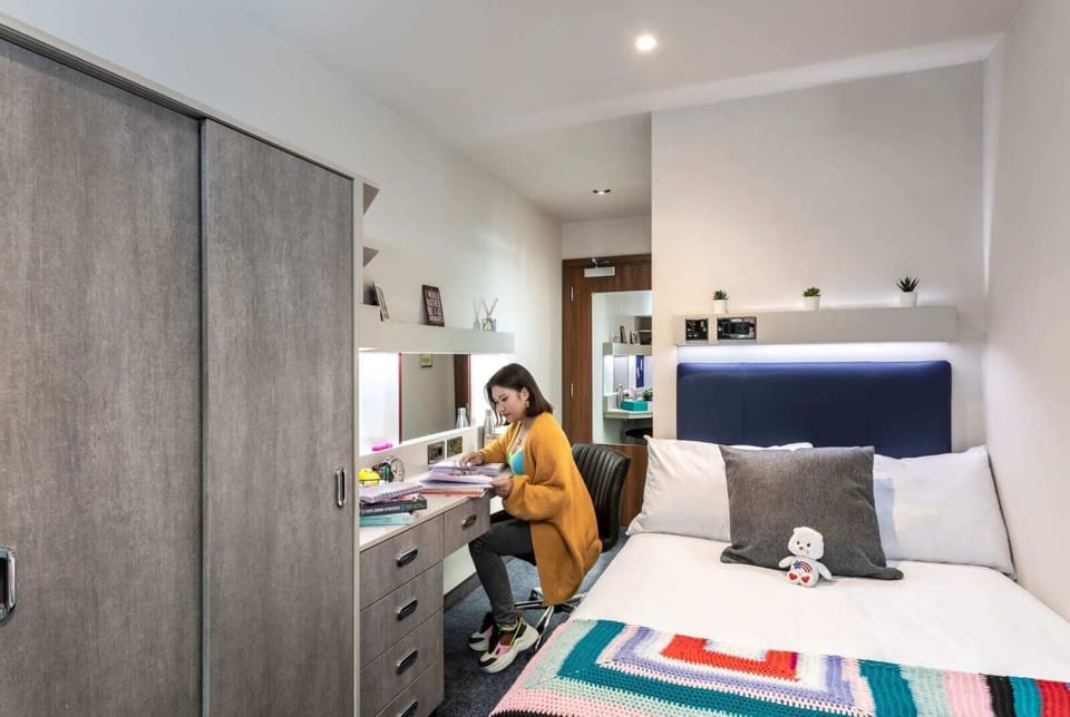 Brotherton House - Campus Accommodation Apartment in Leeds