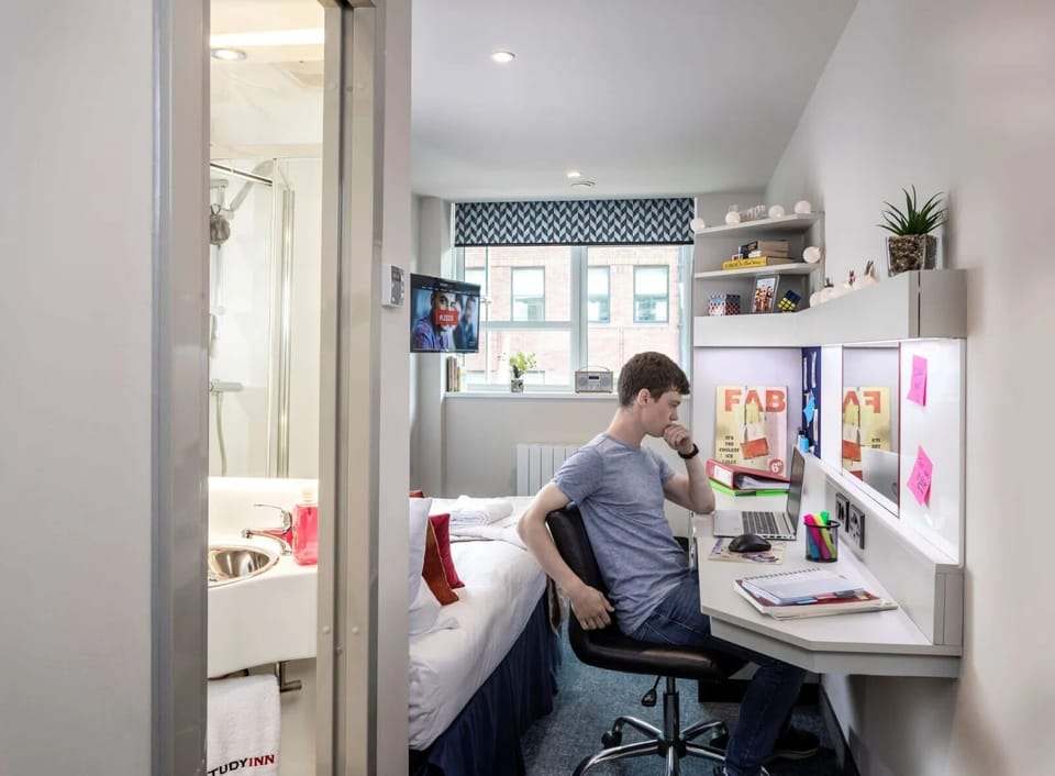 Brotherton House - Campus Accommodation Apartment in Leeds