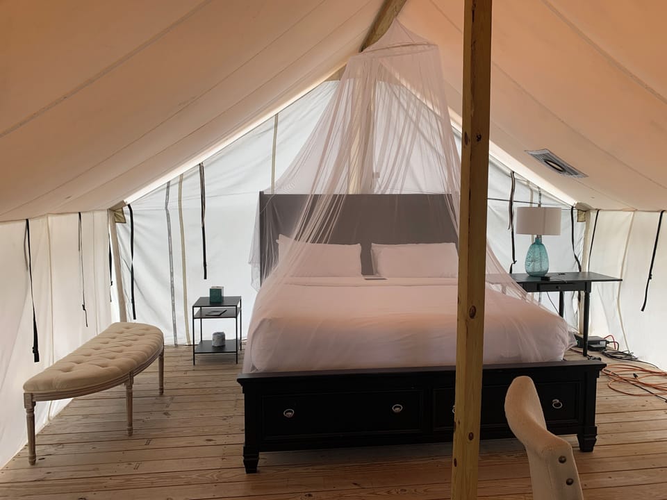Tent | WiFi (free)