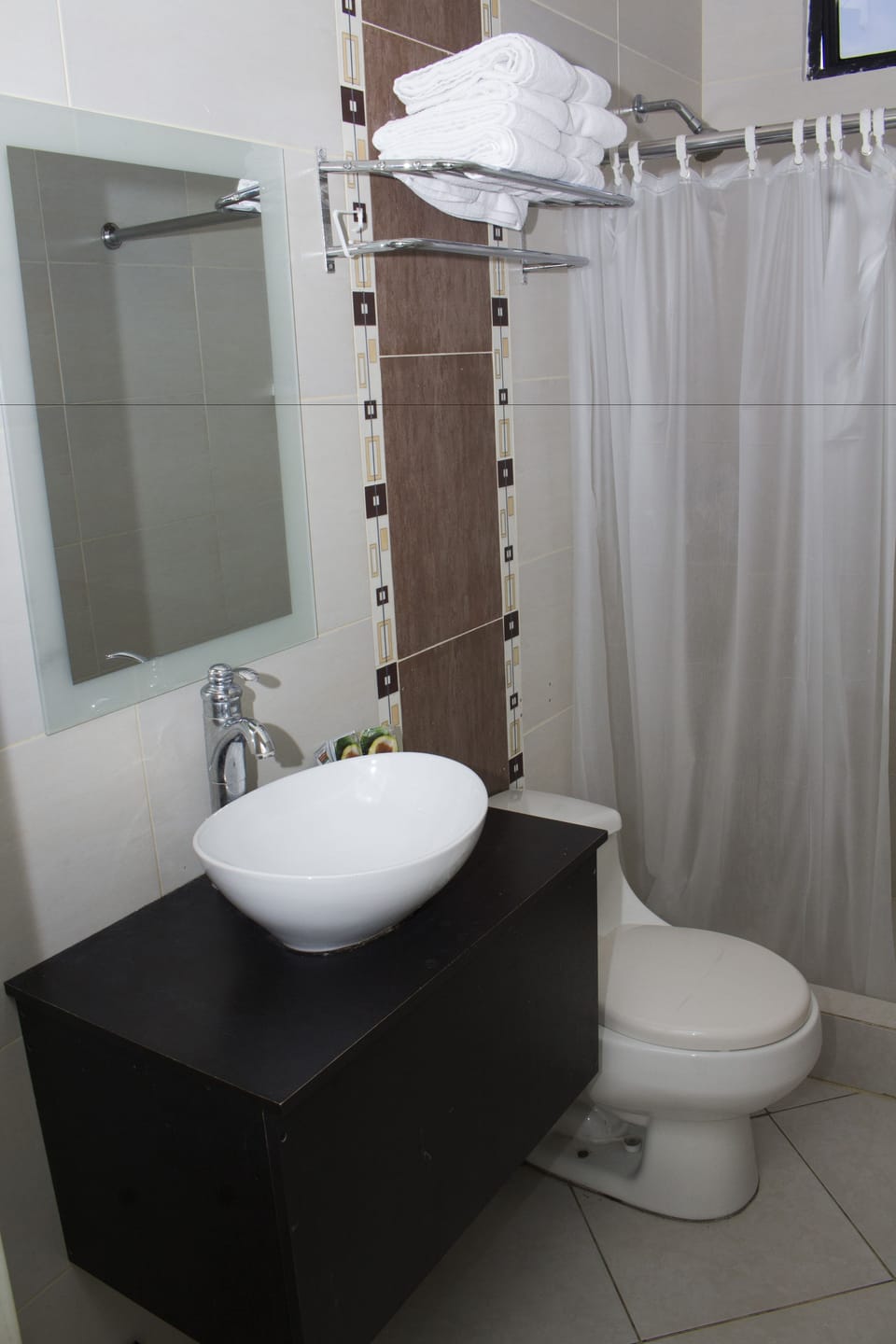 Superior Suite, 1 Queen Bed, Accessible, Hot Tub | Bathroom | Shower, hair dryer (on request), towels