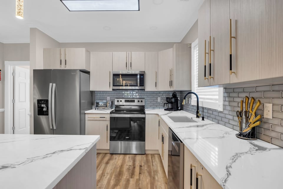 Cook up your favorites in this fully equipped kitchen.