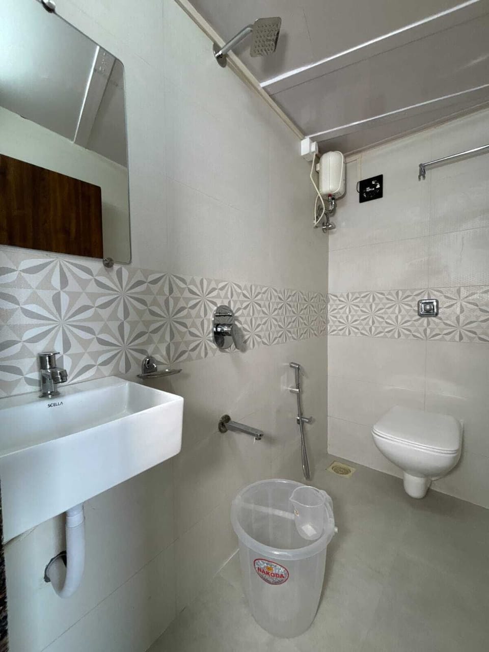 Basic Shared Dormitory | Bathroom