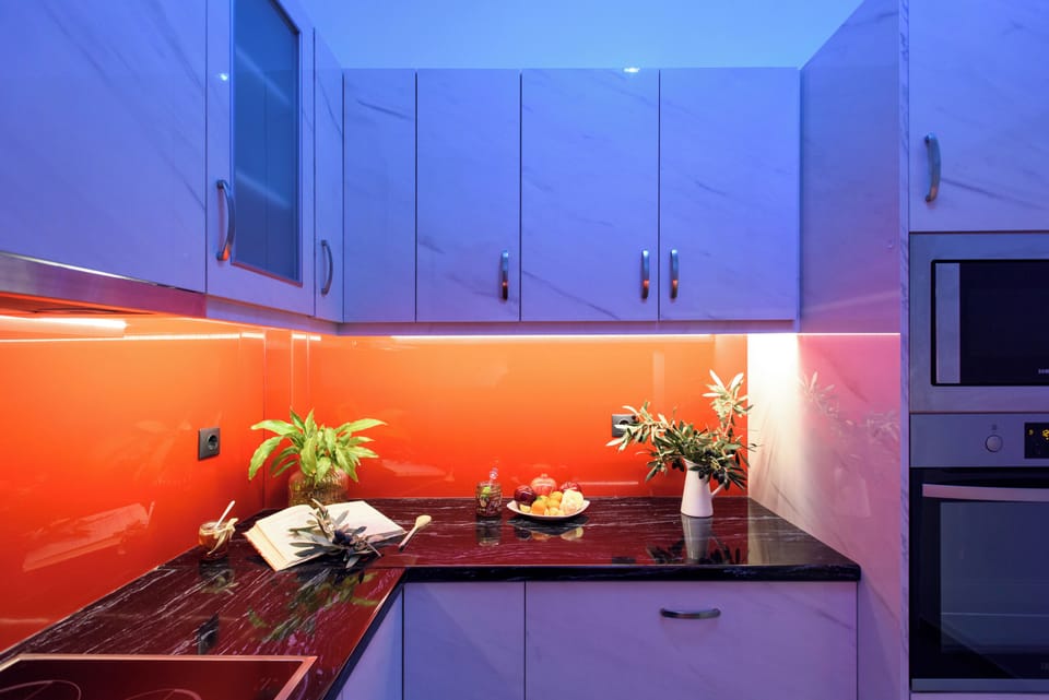 Signature Apartment, Balcony, City View | Private kitchen | Electric kettle, toaster