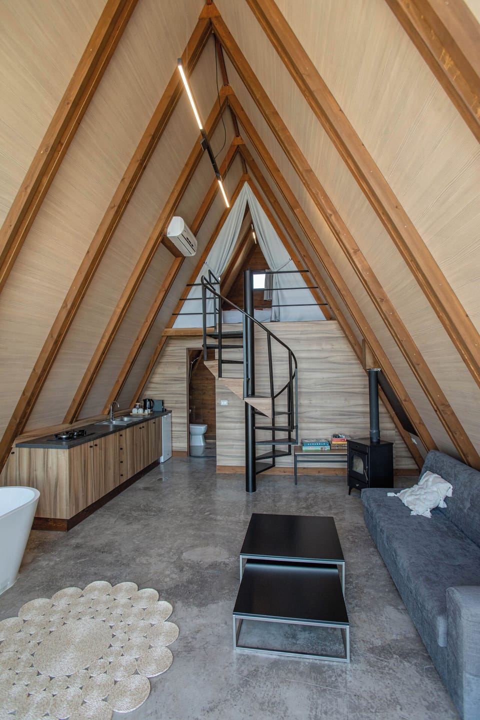 2 bedrooms, WiFi (free)