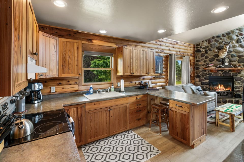 Fully stocked kitchen